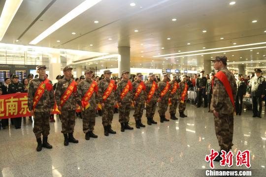 米乐M6官方入口|视频:淫魔李宗瑞迷奸女艺人多达60余名 检方求刑30年(图4) m6最新官网